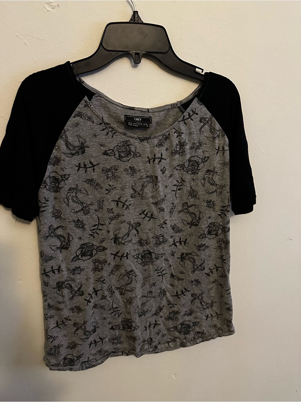Obey Women's Gray & Black Short Sleeve Graphic Raglan Tee